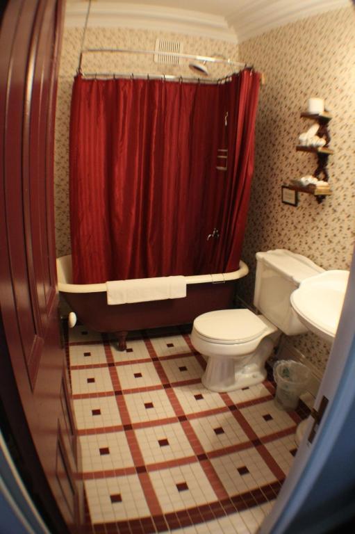 Queen Room